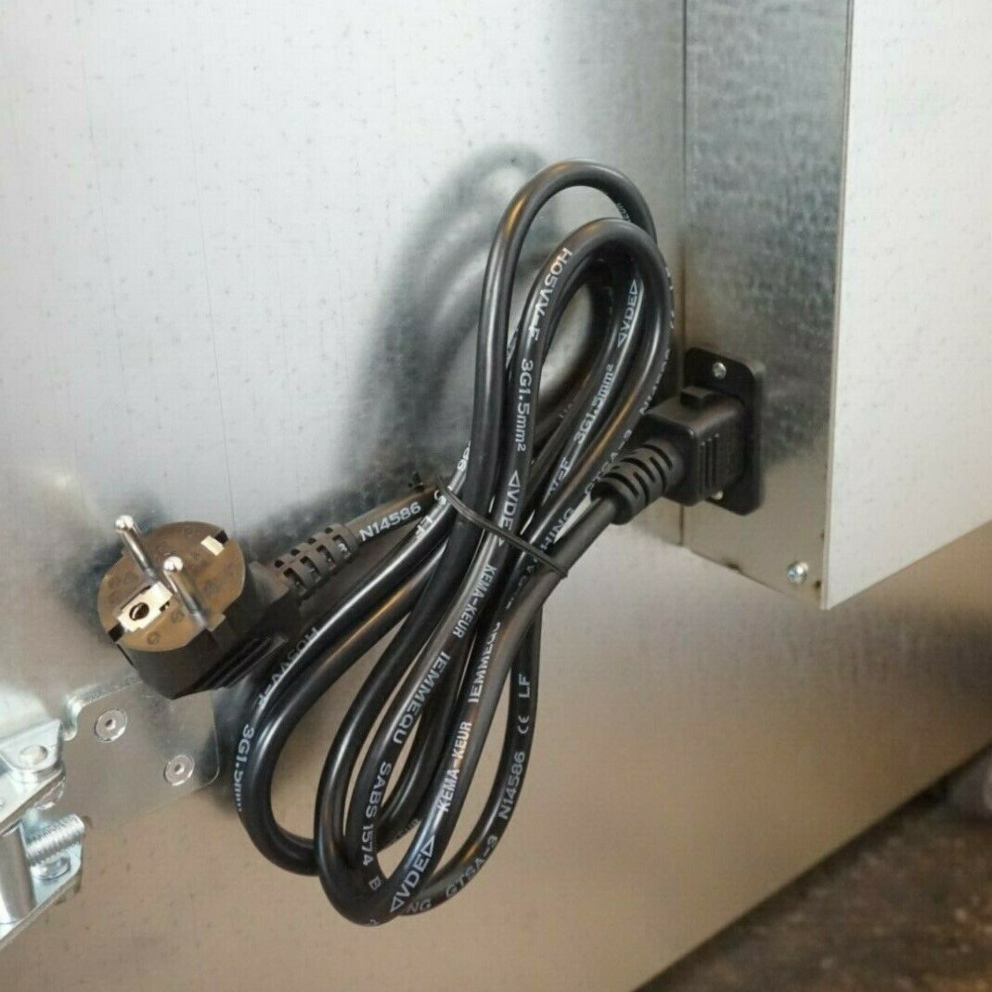 Pulverofen mit EU Schuko Stecker - schnelles Beschichten und Einbrennen