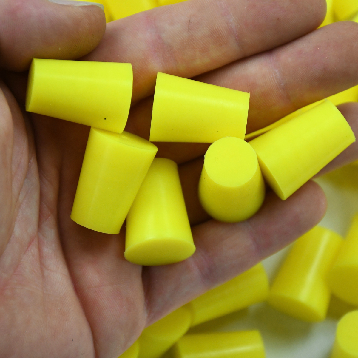 Konische Silikonstopfen klein, Ø 0,8 bis 20 mm
